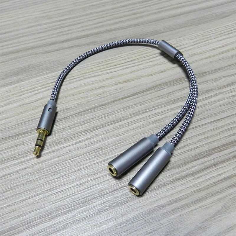 1PCS 3.5mm Audio Splitter Y Ja - огляд і ціна Earphone Splitter Jack
